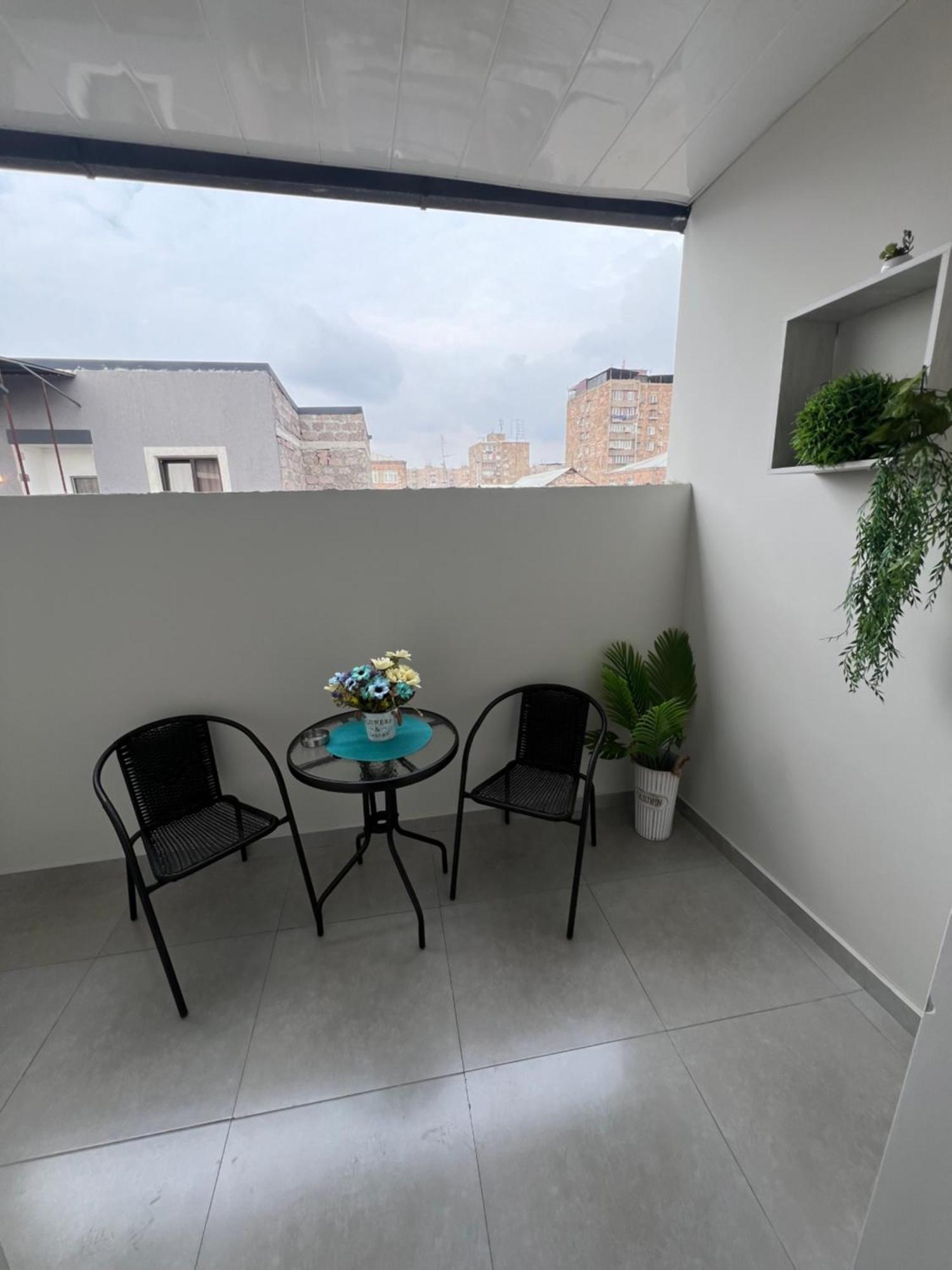 Cosy Apartment With Good Location Self Check In エレバン エクステリア 写真