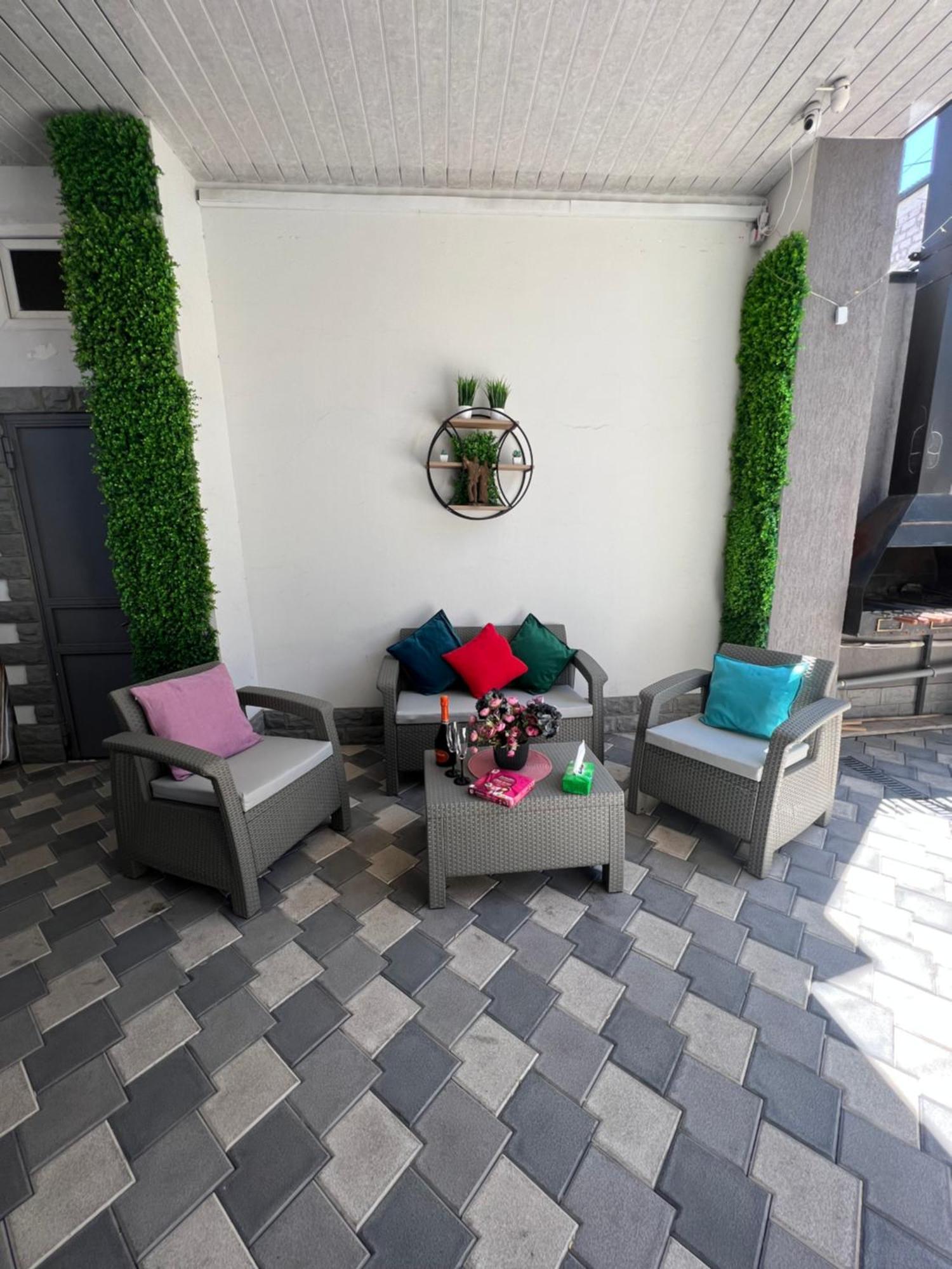 Cosy Apartment With Good Location Self Check In エレバン エクステリア 写真