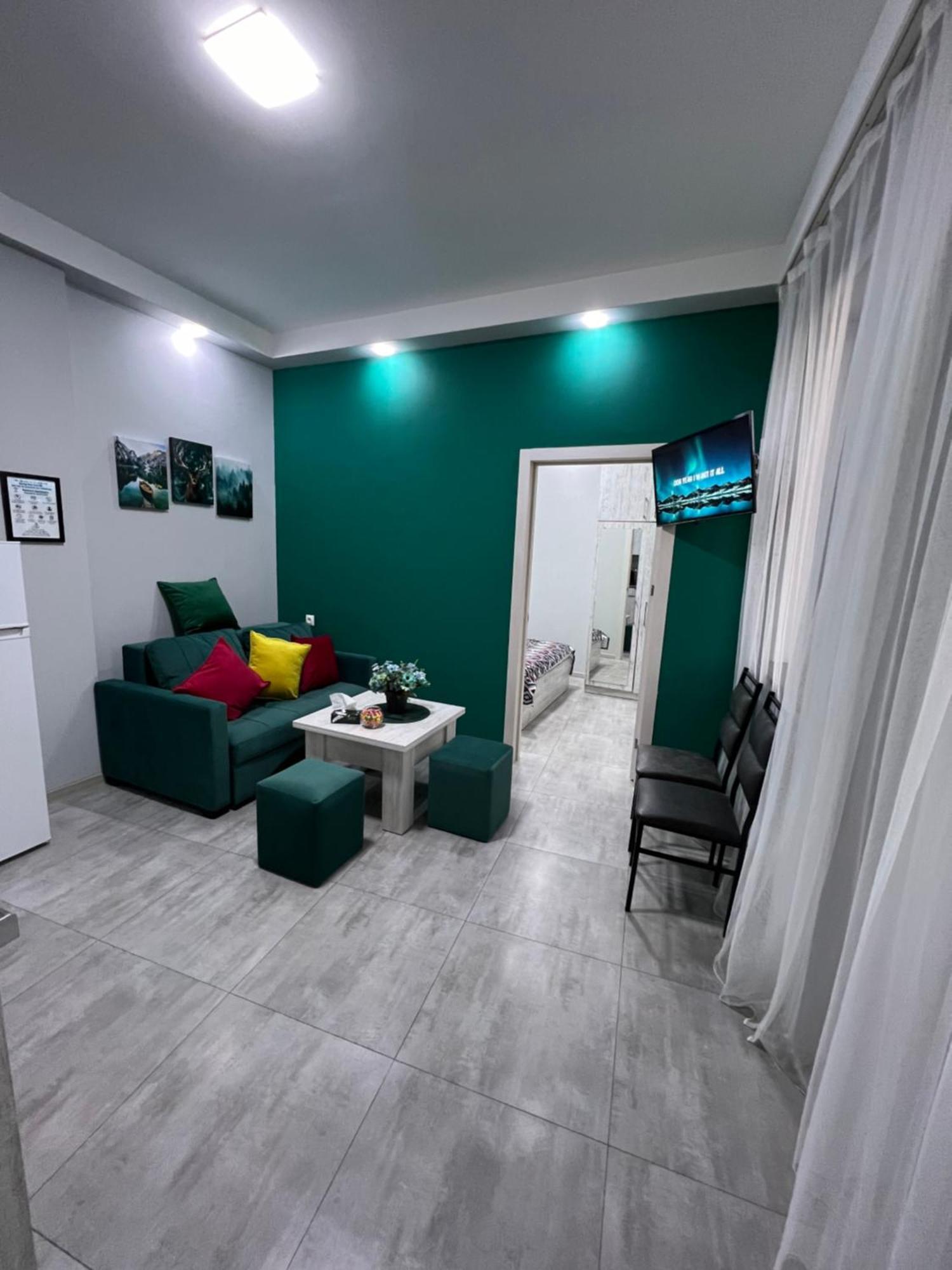 Cosy Apartment With Good Location Self Check In エレバン エクステリア 写真