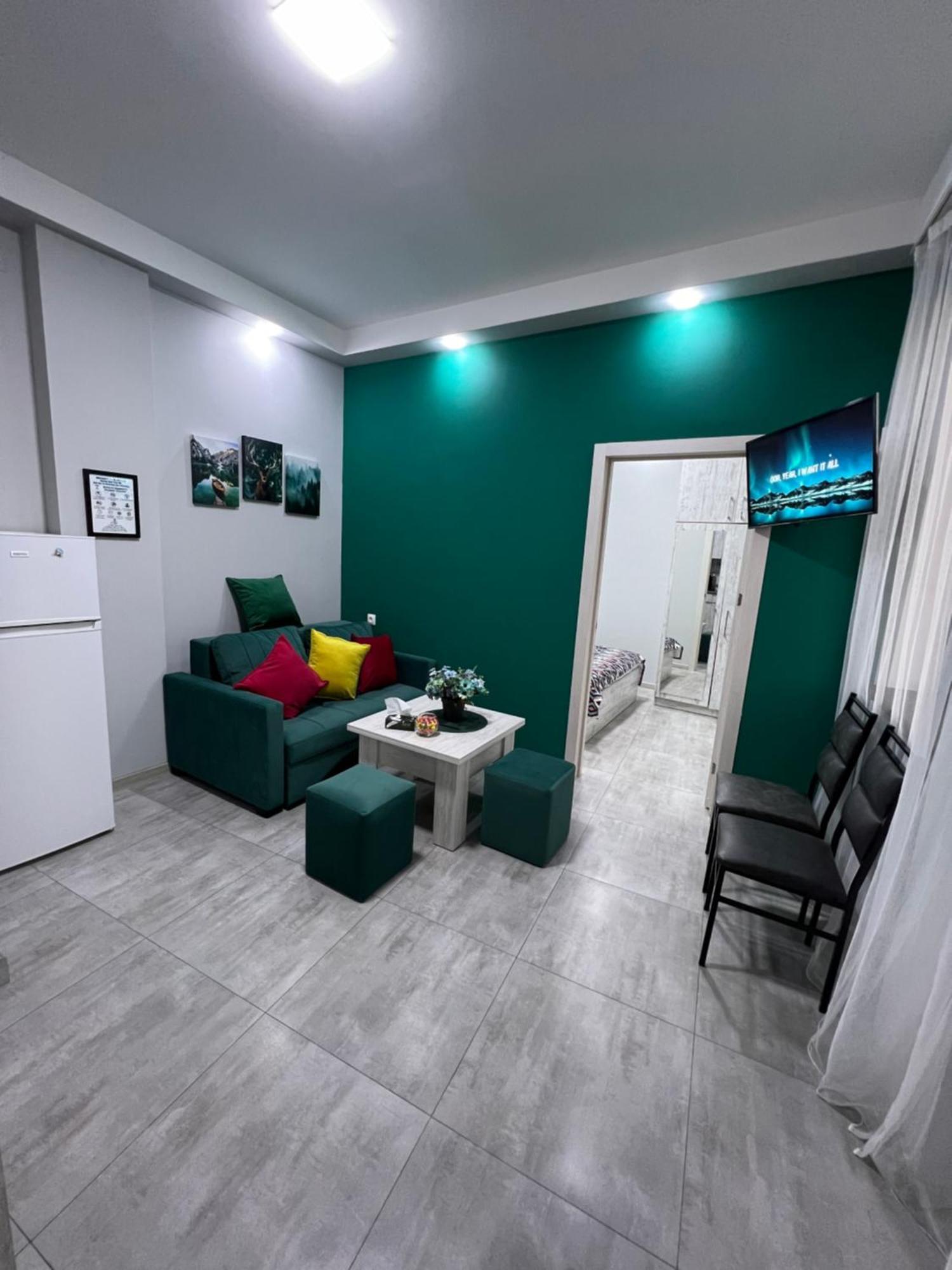 Cosy Apartment With Good Location Self Check In エレバン エクステリア 写真