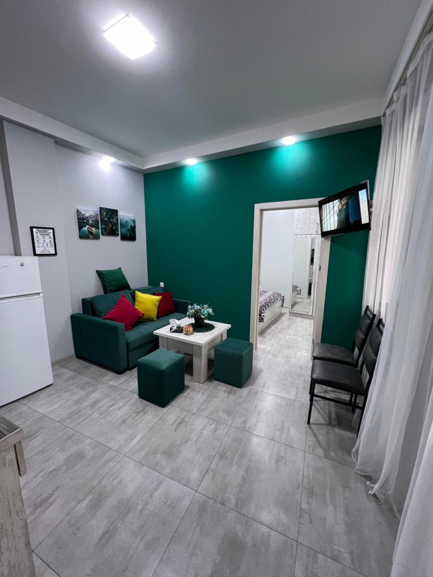 Cosy Apartment With Good Location Self Check In エレバン エクステリア 写真