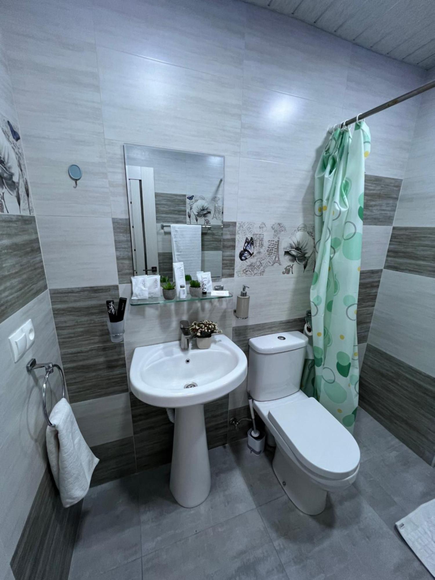 Cosy Apartment With Good Location Self Check In エレバン エクステリア 写真