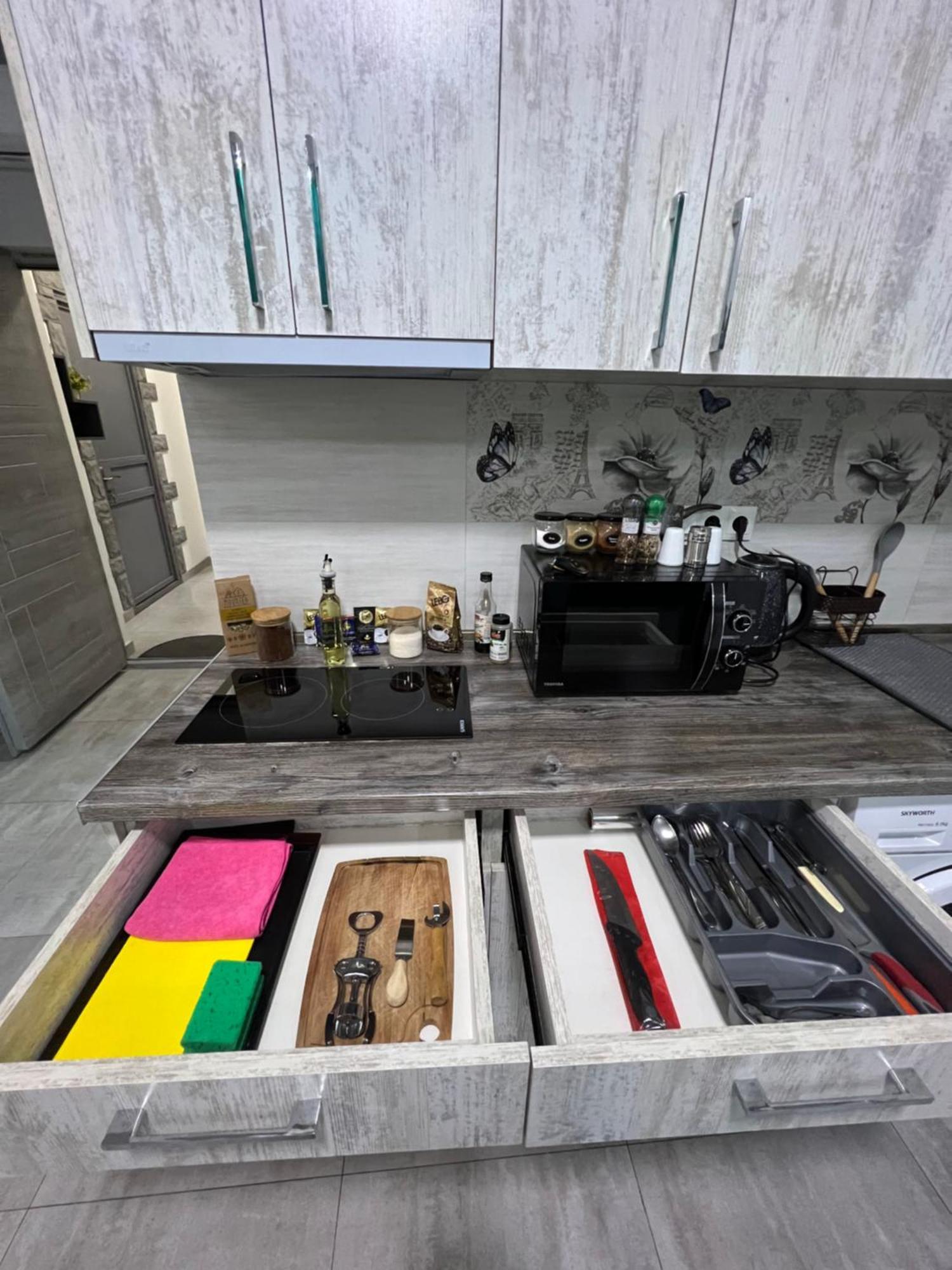 Cosy Apartment With Good Location Self Check In エレバン エクステリア 写真
